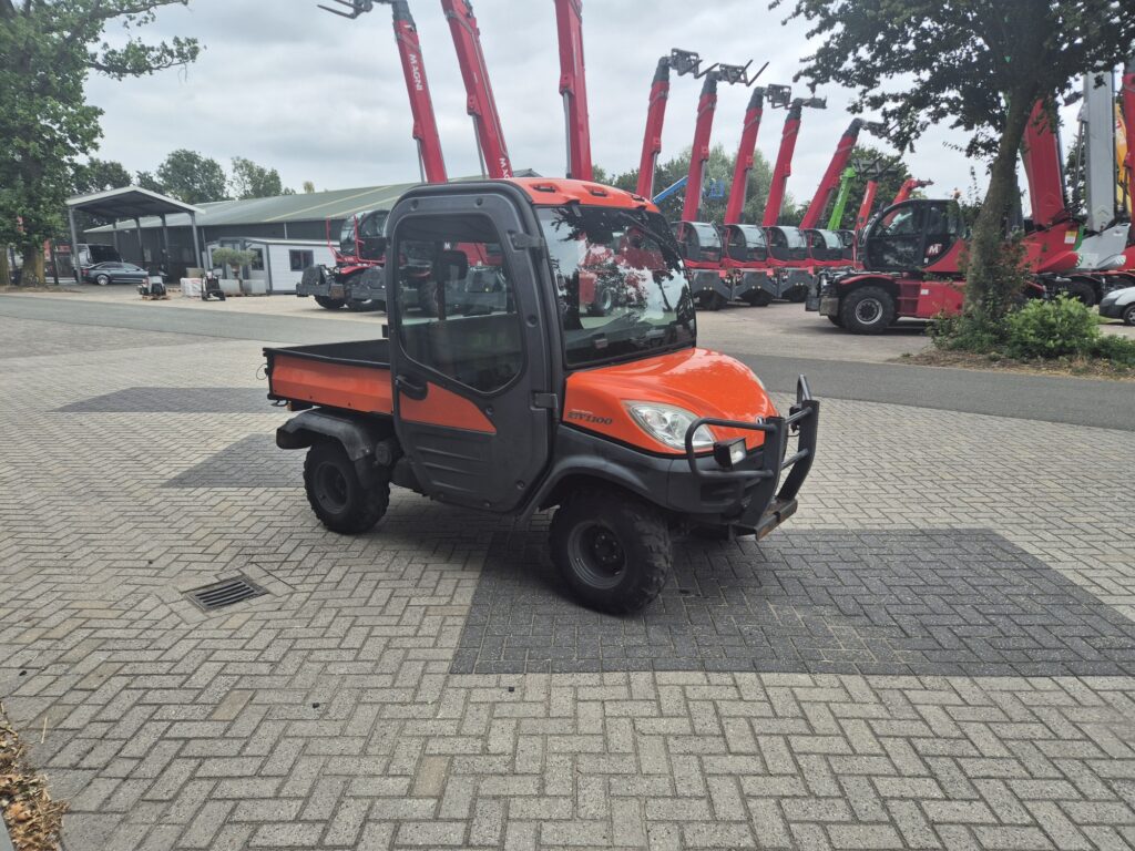 2011 KUBOTA-49299371